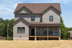 135 Elmwood Rd, Statesville, NC 28625 - Photo 1