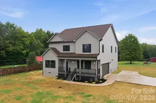 135 Elmwood Rd, Statesville, NC 28625 - Photo 3