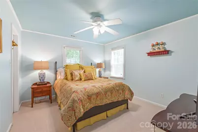 7022 Rocky Falls Road, Charlotte, NC 28211 - Photo 37