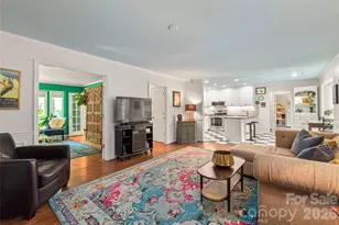 7022 Rocky Falls Rd, Charlotte, NC 28211 - Photo 15