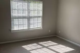 19012 Kanawha Dr, Cornelius, NC 28031 - Photo 9
