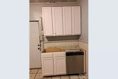 106 N Liberty Street, Gastonia, NC 28052 - Photo 7