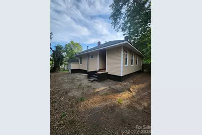 106 N Liberty Street, Gastonia, NC 28052 - Photo 3