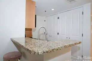 37 Hiawassee St, Asheville, NC 28801 - Photo 5