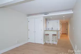 37 Hiawassee St, Asheville, NC 28801 - Photo 3