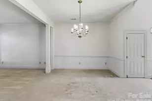 2831 Sharon View Rd, Charlotte, NC 28210 - Photo 5