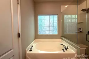 1919 Corriente Ct, Charlotte, NC 28213 - Photo 25