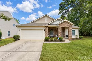 1919 Corriente Ct, Charlotte, NC 28213 - Photo 1