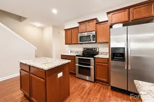 1919 Corriente Ct, Charlotte, NC 28213 - Photo 11