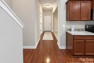 1919 Corriente Ct, Charlotte, NC 28213 - Photo 11