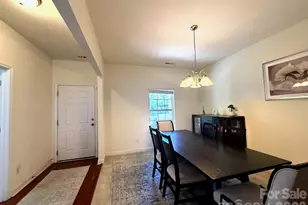 1919 Corriente Ct, Charlotte, NC 28213 - Photo 9