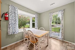 5200 Cressingham Ct, Charlotte, NC 28227 - Photo 17