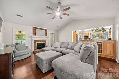 5200 Cressingham Court, Charlotte, NC 28227 - Photo 9