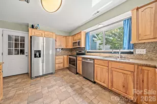 5200 Cressingham Ct, Charlotte, NC 28227 - Photo 15