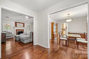 5200 Cressingham Ct, Charlotte, NC 28227 - Photo 5