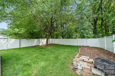 5200 Cressingham Court, Charlotte, NC 28227 - Photo 37