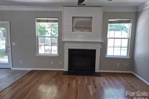 6229 Roseway Ct, Harrisburg, NC 28075 - Photo 7