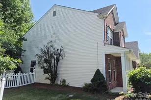 6229 Roseway Ct, Harrisburg, NC 28075 - Photo 3