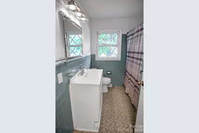 327 Arlington Street, Forest City, NC 28043 - Photo 15