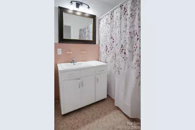 327 Arlington Street, Forest City, NC 28043 - Photo 19