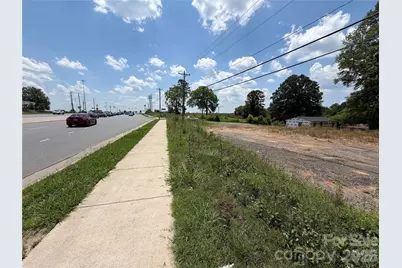 2990 Dale Earnhardt Boulevard, Kannapolis, NC 28083 - Photo 3
