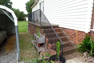 3333 Hunawill St, Claremont, NC 28610 - Photo 7