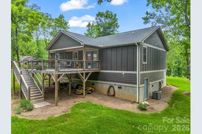 100 Walt Drive, Hendersonville, NC 28792 - Photo 3