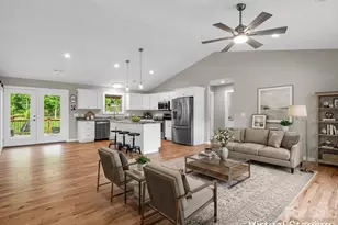 100 Walt Dr, Hendersonville, NC 28792 - Photo 9