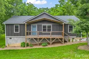 100 Walt Dr, Hendersonville, NC 28792 - Photo 1