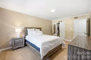 4739 Hedgemore Dr, Charlotte, NC 28209 - Photo 19