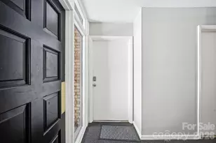 4739 Hedgemore Dr, Charlotte, NC 28209 - Photo 7