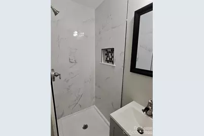 6817 Deanwood Place, Charlotte, NC 28217 - Photo 9