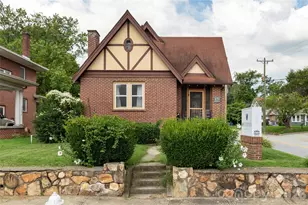 831 Oakland St, Hendersonville, NC 28791 - Photo 27