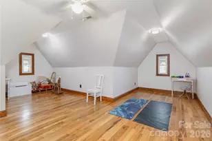 831 Oakland St, Hendersonville, NC 28791 - Photo 23