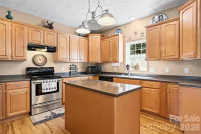637 April Park, Waynesville, NC 28786 - Photo 9