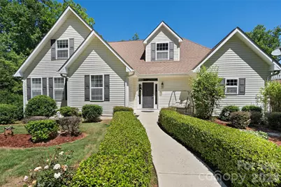 637 April Park, Waynesville, NC 28786 - Photo 3
