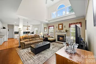 1845 Mountain Trail Dr, Charlotte, NC 28214 - Photo 5