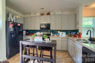 771 Cardwell Ln, Fletcher, NC 28732 - Photo 5