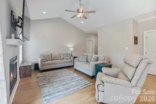 4944 Southview Dr, Hickory, NC 28602 - Photo 19