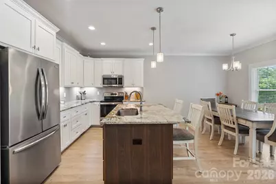 4944 Southview Drive, Hickory, NC 28602 - Photo 15
