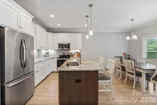 4944 Southview Dr, Hickory, NC 28602 - Photo 15