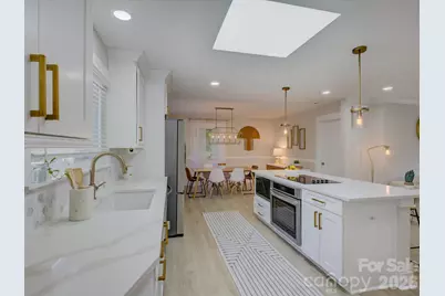 3423 Sudbury Road, Charlotte, NC 28205 - Photo 9