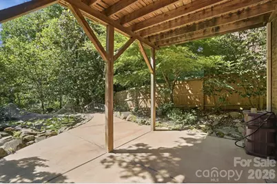 723 Walnut Point Drive, Matthews, NC 28105 - Photo 41