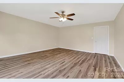 2411 Allendale Circle, Lenoir, NC 28645 - Photo 31