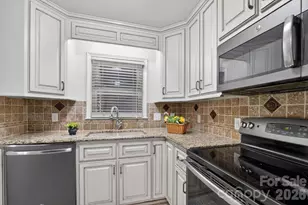 2411 Allendale Cir, Lenoir, NC 28645 - Photo 11