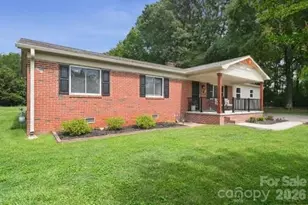 138 Shumaker Dr, Statesville, NC 28625 - Photo 3