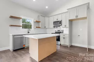 909 Overlook Dr SW, Lenoir, NC 28645 - Photo 11