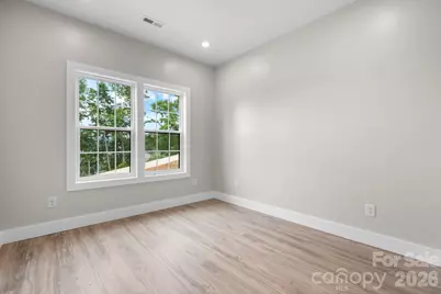 913 Overlook Drive SW, Lenoir, NC 28645 - Photo 19