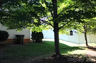 12735 Cross Dale Dr, Huntersville, NC 28078 - Photo 9