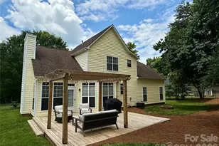 7001 Plough Dr, Mint Hill, NC 28227 - Photo 5